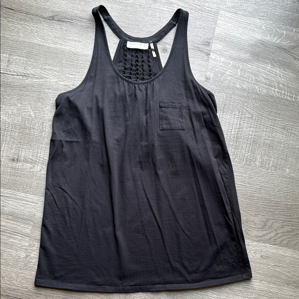 Black Sleeveless Top